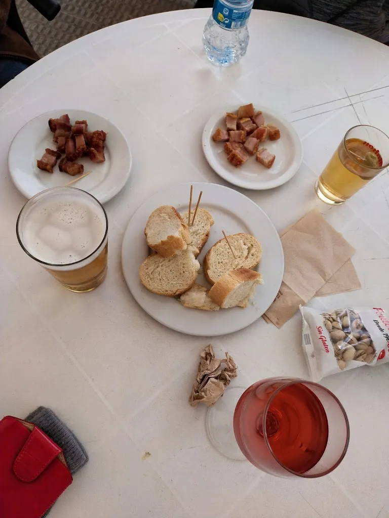 Raquel_Garnatxa Taberna / Bar_Cizur_review