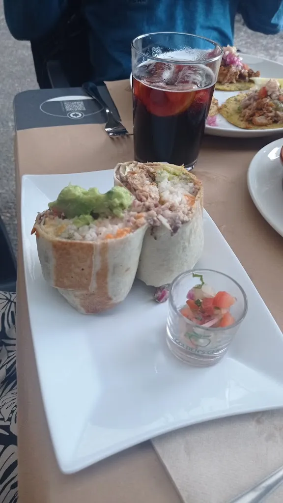 Menu_Bar Piscina de Iguzquiza._Igúzquiza_image_1