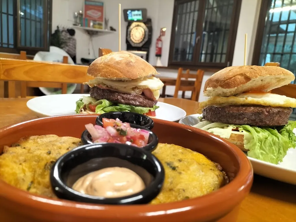 Huay Pix_Bar Piscina de Iguzquiza._Igúzquiza_review