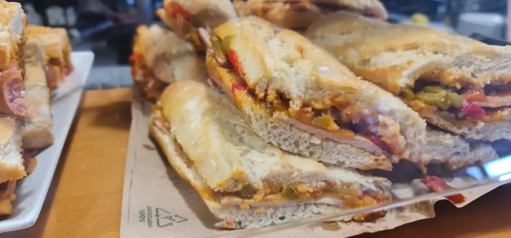 Areta Bar Restaurante_Huarte-Uharte_slider_image_3