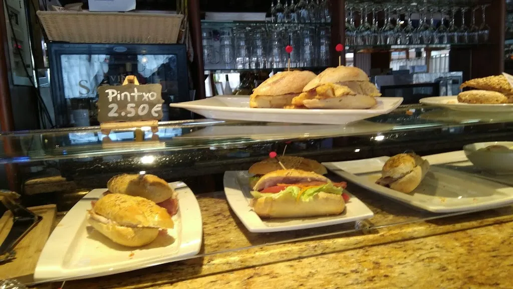 Menu_Restaurante Hotel Don Carlos_Huarte-Uharte_image_6