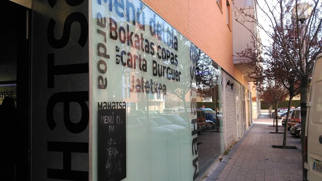 Bar Mahatsa_Huarte-Uharte_slider_image_1