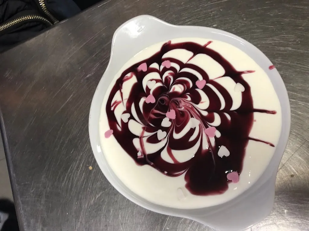 gustavo chao salazar_Bar piscinas Huarte_Huarte-Uharte_review