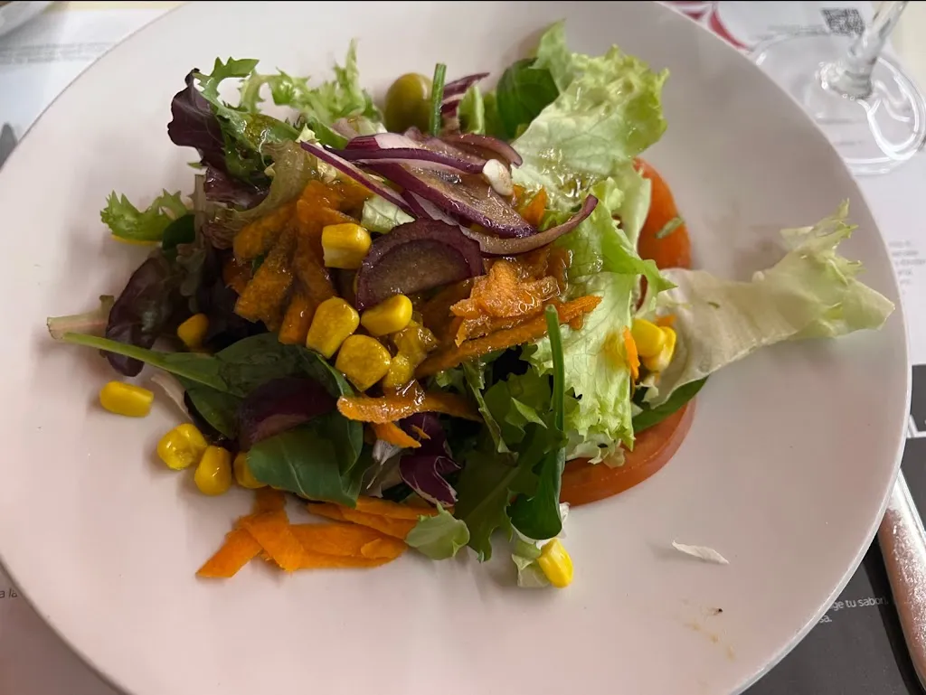 Larissa Terumi Arashiro_Café Sabina Restaurante_Huarte-Uharte_review