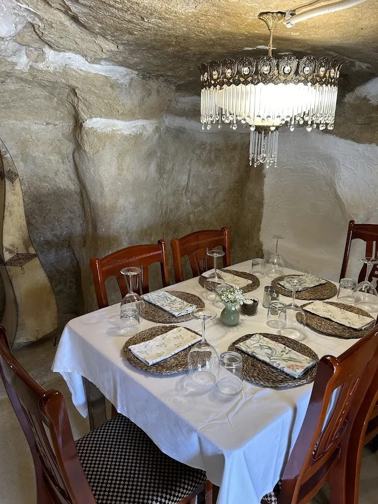 Cave Café BistroBar restaurant in San Miguel de Salinas