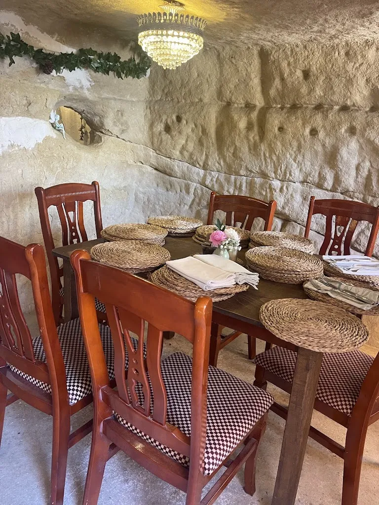 Cave Café BistroBar_San Miguel de Salinas_slider_image_3