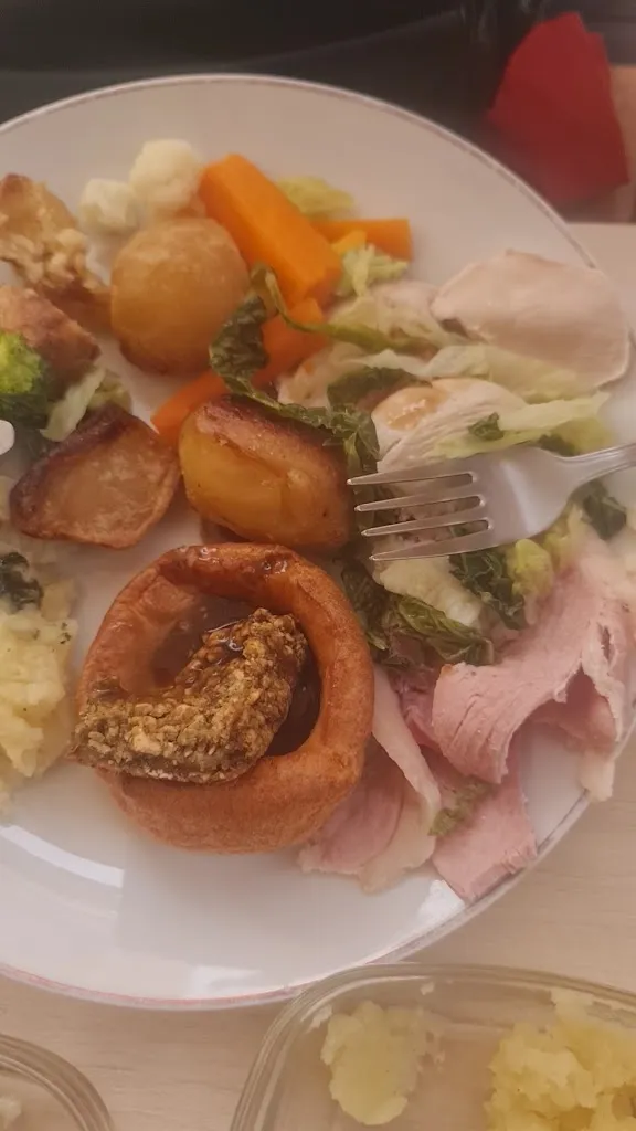 Baumeister Adrian_Las Rosas_San Miguel de Salinas_review