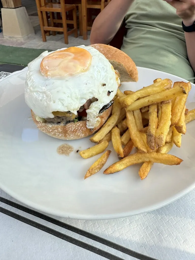 Two Globetrotter_Restaurante Iturbero_Izagaondoa_review