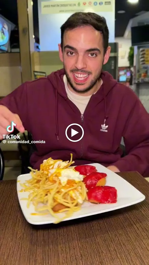 Javier Martin , Croquetas , Burgers & Comida DELICIOSA_Javier_slider_image_2