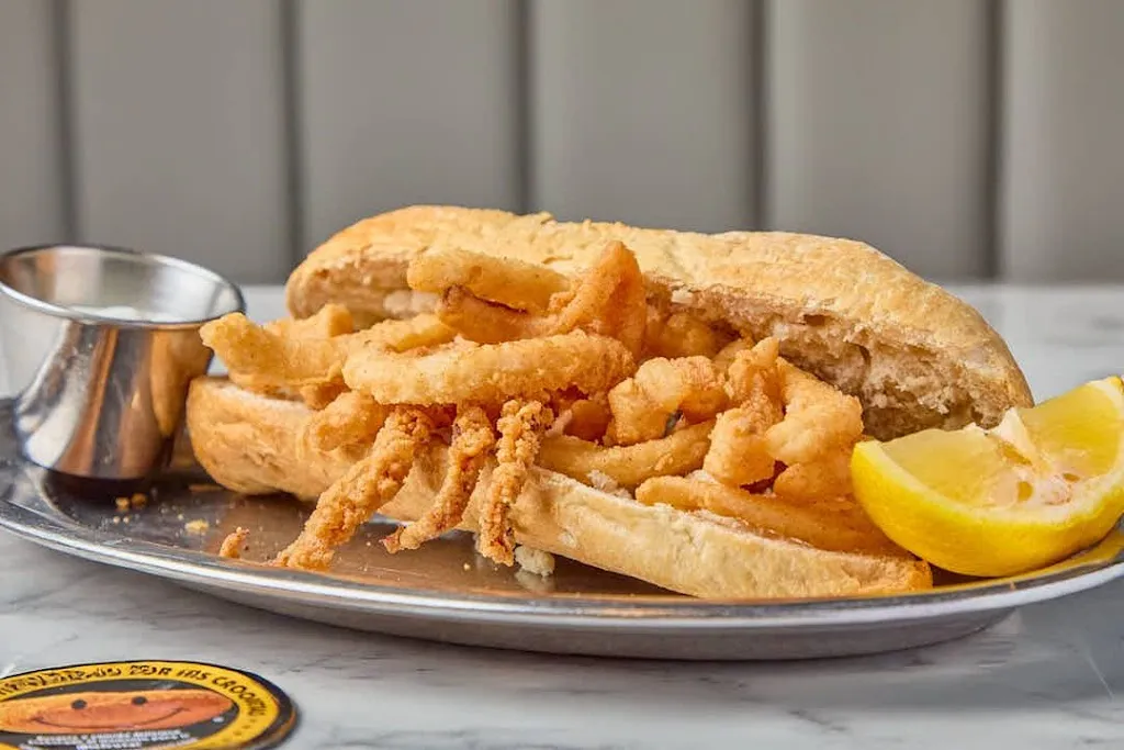 Javier Martin , Croquetas , Burgers & Comida DELICIOSA_Javier_slider_image_3