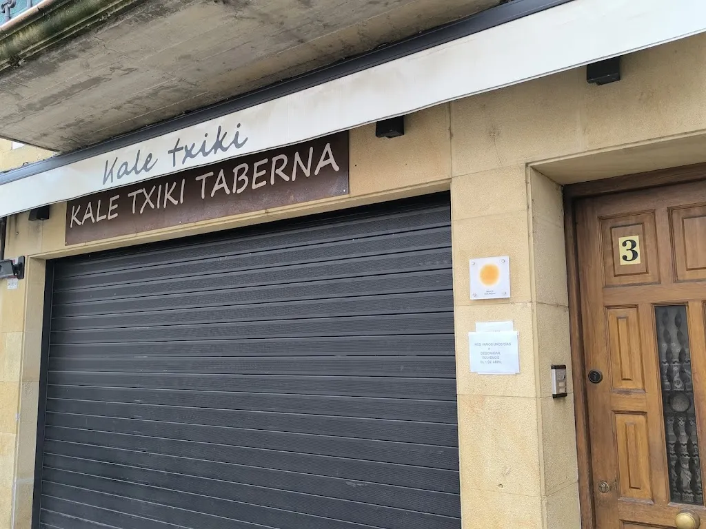 Kale Txiki Taberna restaurant in Lakuntza