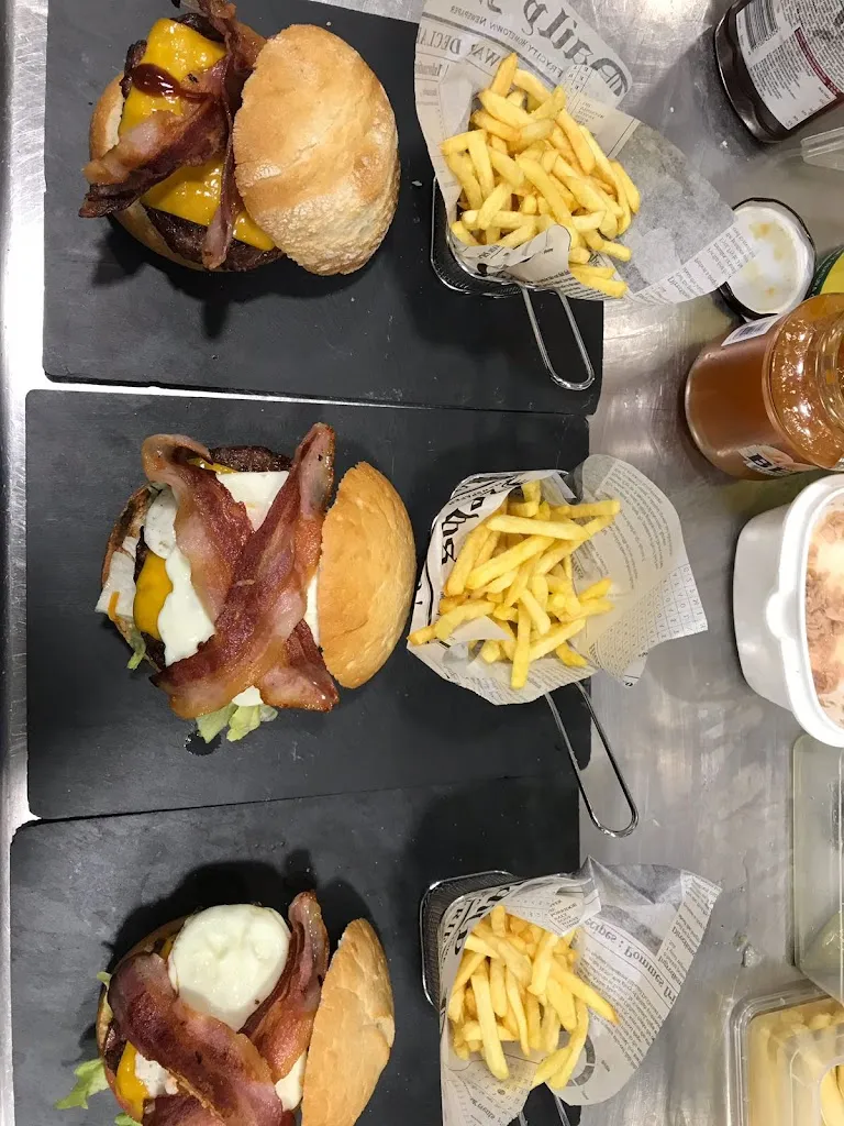 El Poste_Larraga_slider_image_3