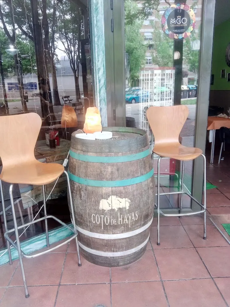 Fernando Santos_Hermanos Larraga_Larraga_review