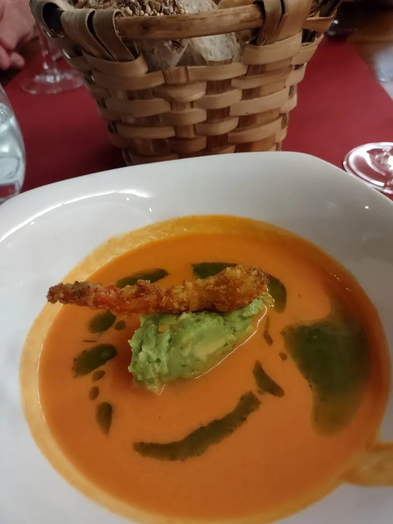 Monica M_Bodegas Lezaun_Lezáun_review