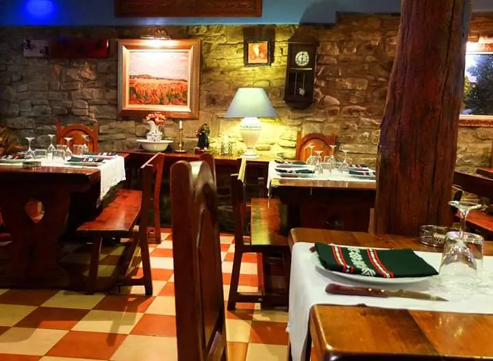 Asador MEDIAVILLA Erretegia restaurant in Liédena