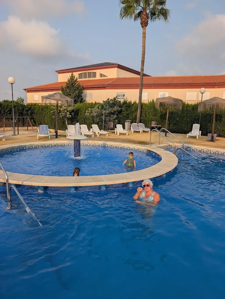 Gemma Nutt_Parubhen.Ashwin_San Miguel de Salinas_review