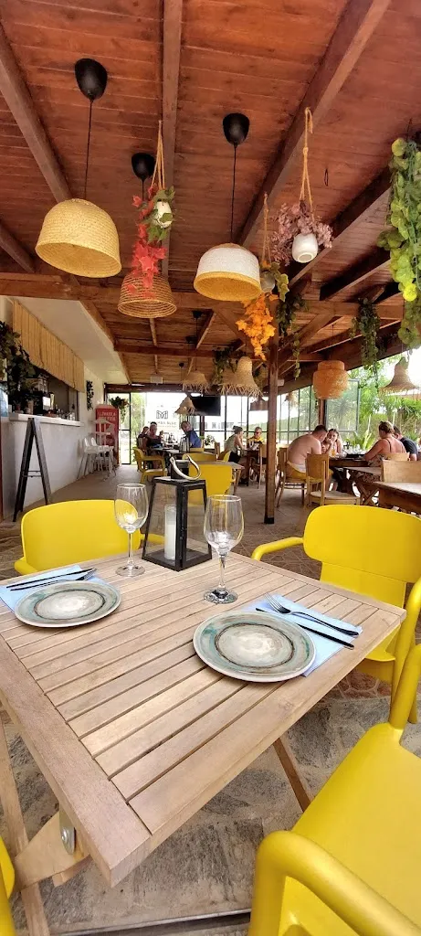 Parubhen.Ashwin restaurant in San Miguel de Salinas