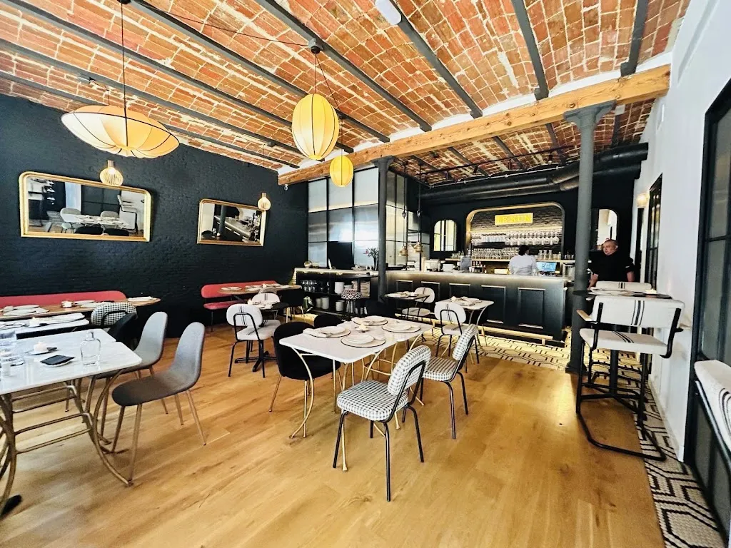 Le Kun Restaurante ristorante a Luquin