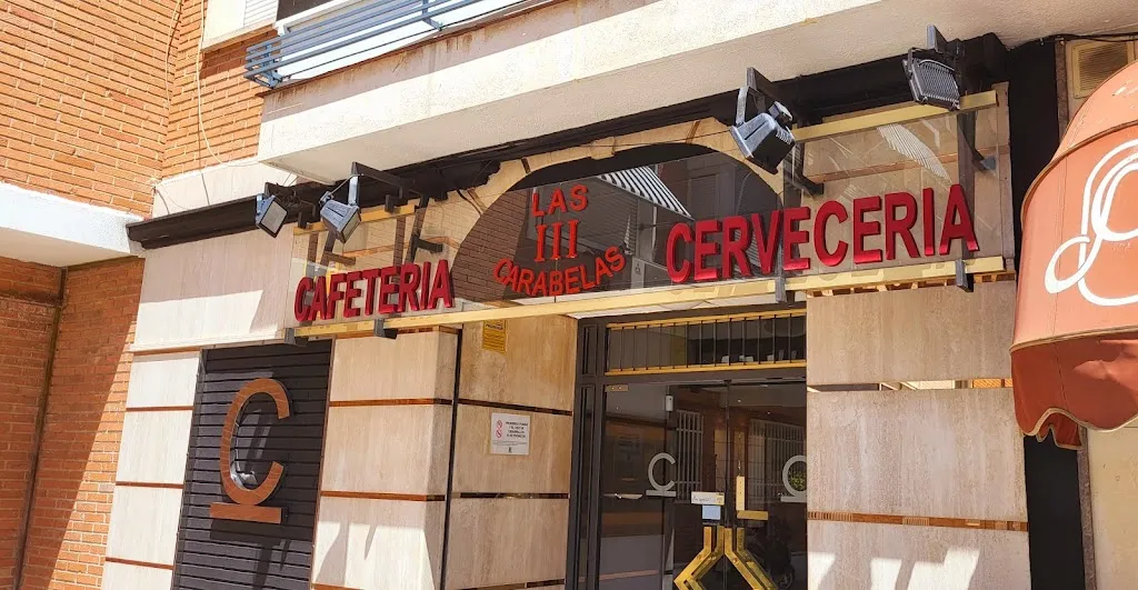 Cervecería Tres Carabelas restaurant in Los Arcos