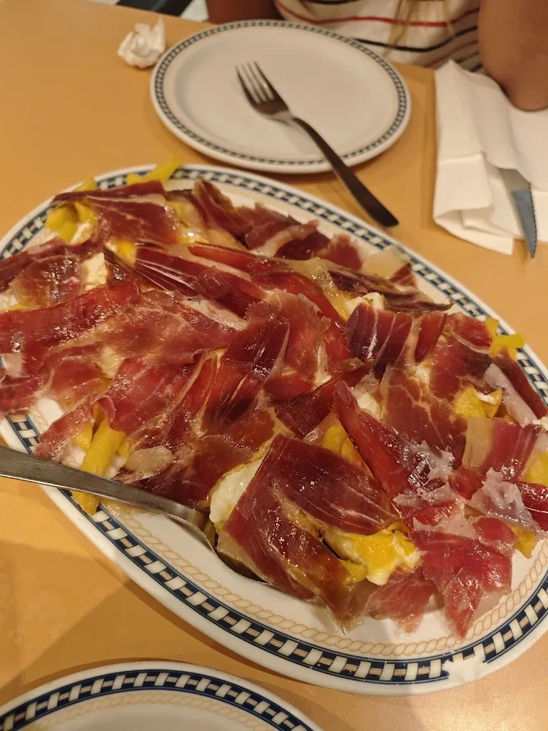 Cervecería Tres Carabelas_Los Arcos_slider_image_2