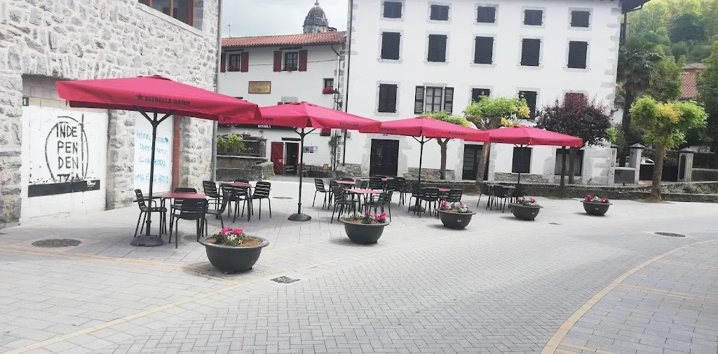 Bar Telebote_Lesaka_slider_image_3