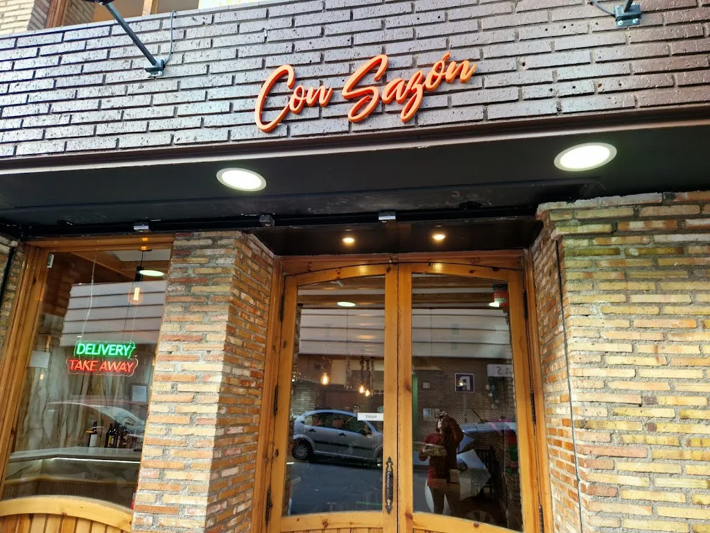 Con Sazón O' Donnell - Restaurante venezolano en Madrid_Marañón_slider_image_1