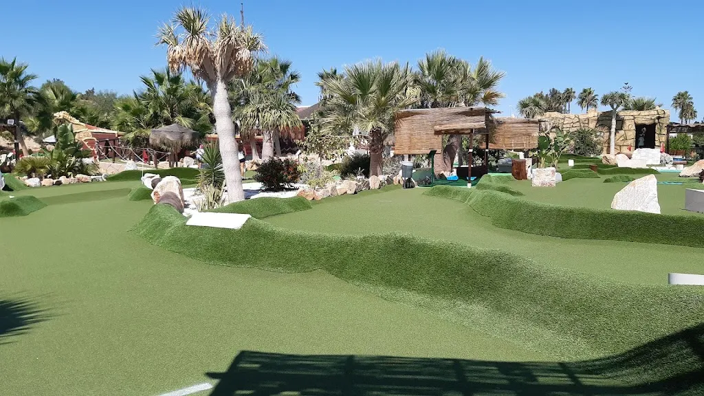 Gabrielle Ward_Greenlands Blue Lagoon_San Miguel de Salinas_review