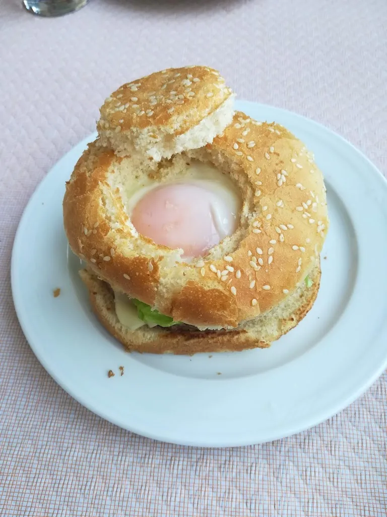 Bar Restaurante Los Leones restaurant in Mendavia