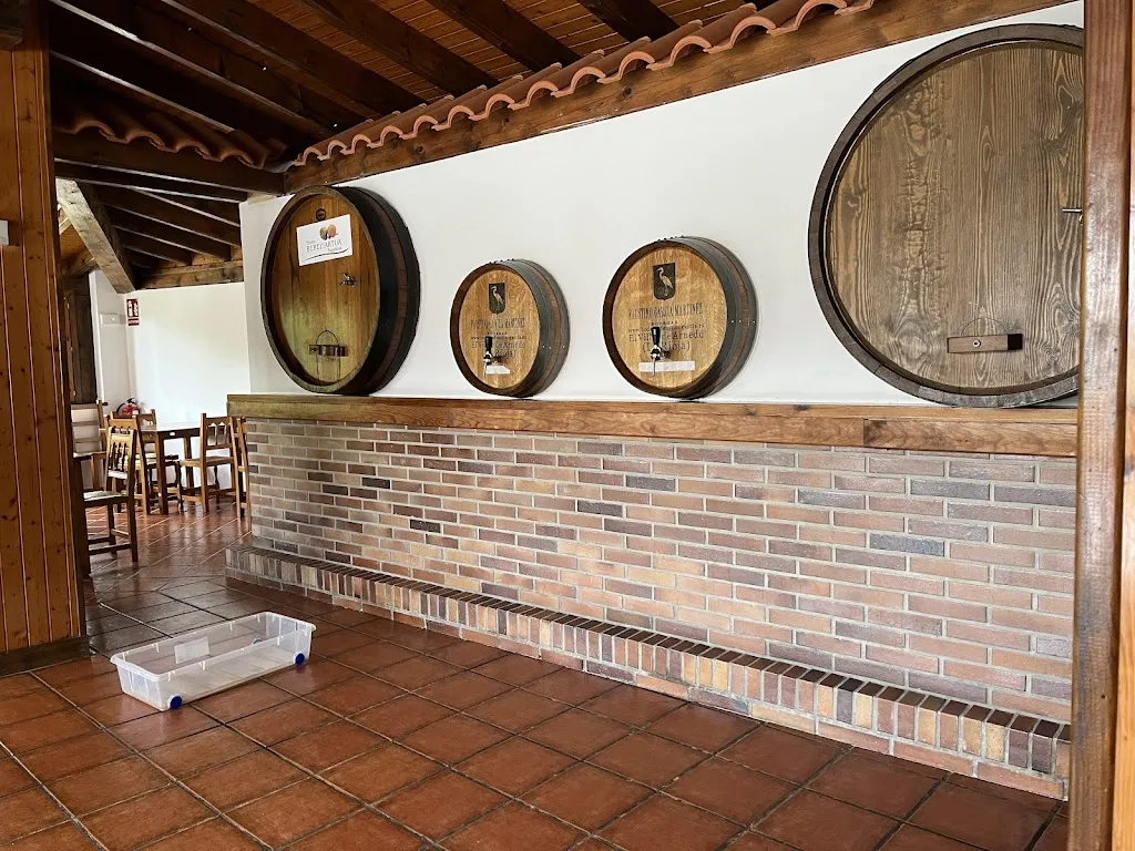 Marilo Zamora_SIDRERÍA y HOSTAL ARDI BELTZA,Valcarlos_Luzaide/Valcarlos_review