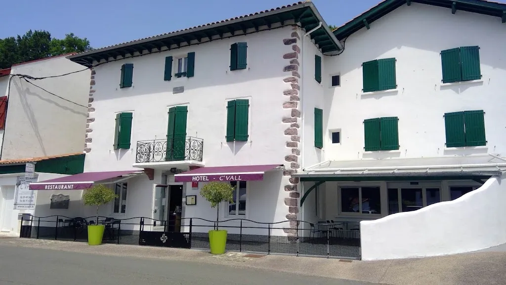 Hôtel-restaurant C'Vall_Luzaide/Valcarlos_slider_image_1