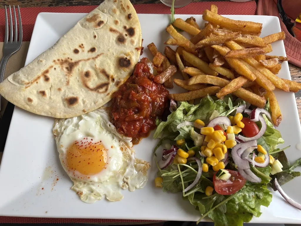 Nathaniel Faulkner_Auberge Carricaburu_Luzaide/Valcarlos_review