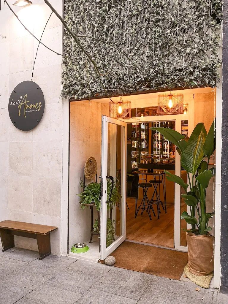 De Mil Amores Madrid restaurant in Monreal