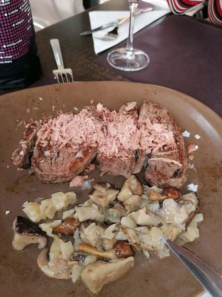 Menu_Cafetería Restaurante Zirbón_Monreal/Elo_image_8