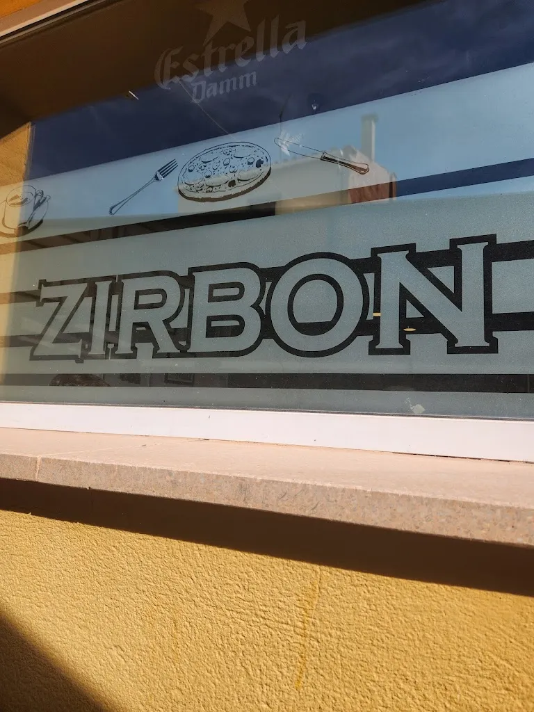 Carlos G_Cafetería Restaurante Zirbón_Monreal/Elo_review