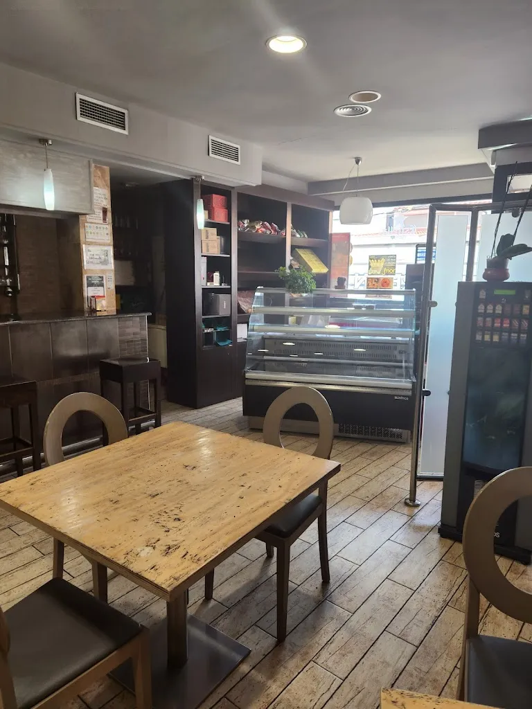 Cafetería Restaurante Zirbón restaurant in Monreal/Elo