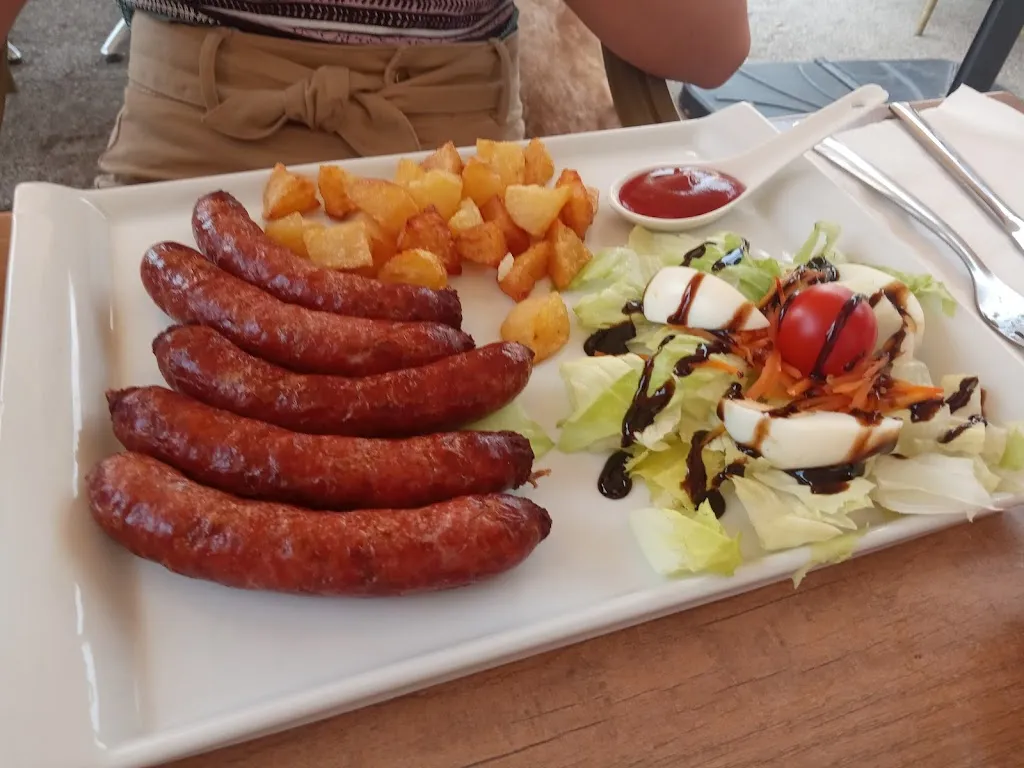 Menu_El Salsirut Restaurante_Monreal/Elo_image_9