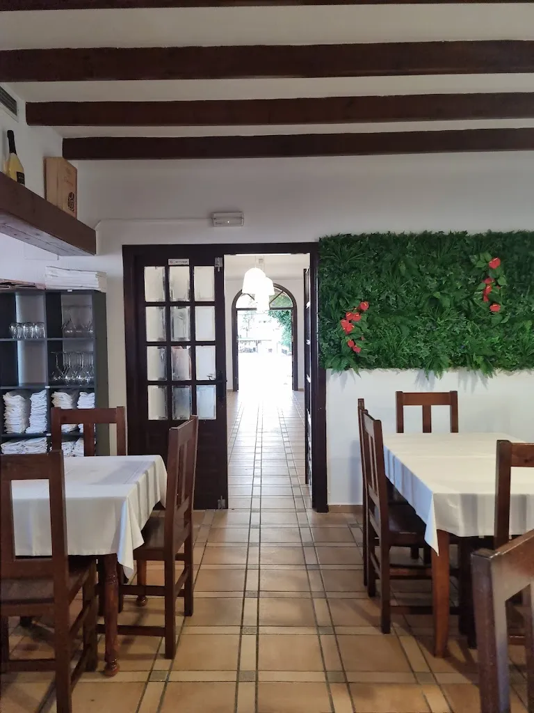 Viejo Tango Villamartin restaurant in San Miguel de Salinas