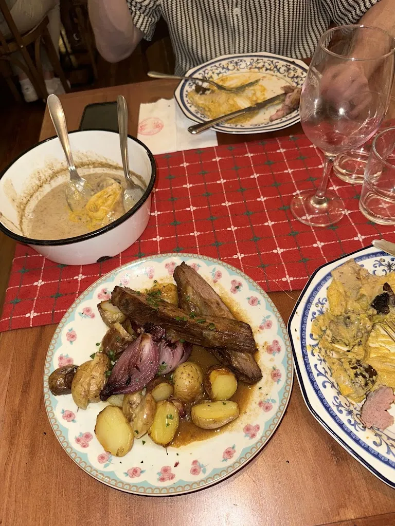 Vanessa & Nick Milsner_Fuente y Fonda_Mendaza_recensione