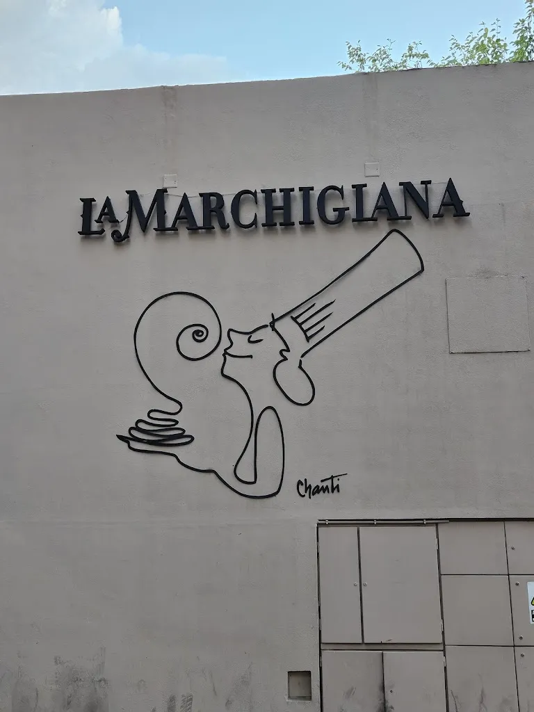 Matthew Seymour_La Marchigiana Centro_Mendaza_review