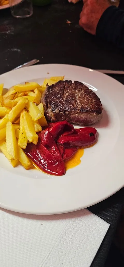 Santiago Domingo Lopez_Hostal - Posada De Oitz - Oitzeko Ostatua_Oitz_recensione