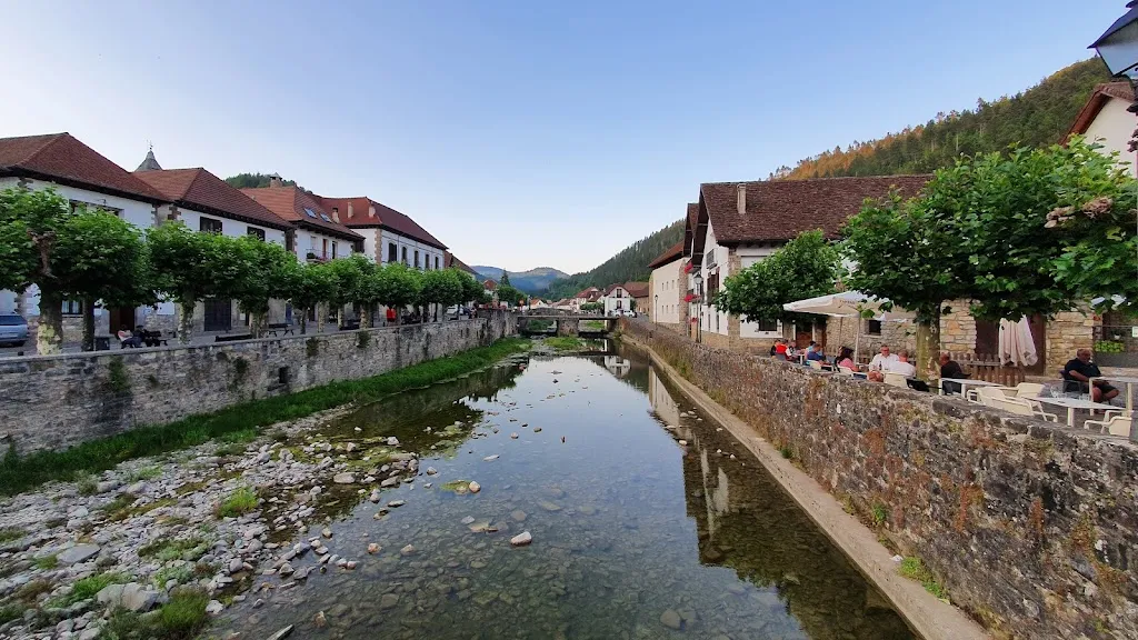 bar iratibizkar_Ochagavía/Otsagabia_slider_image_3