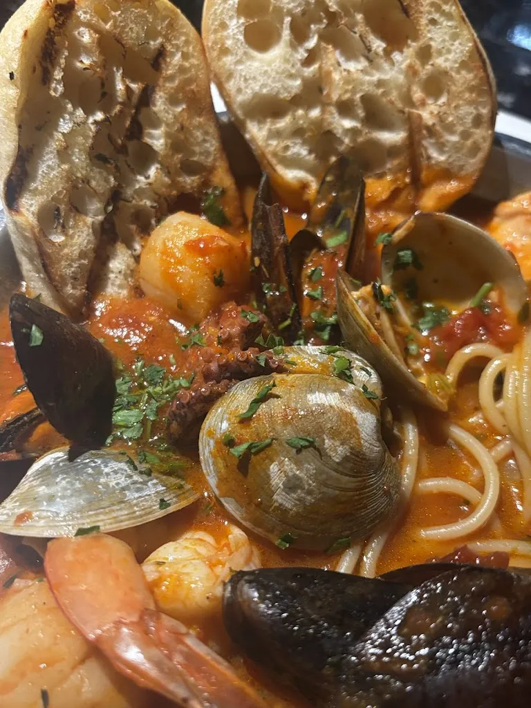 dj Somboon_Nonno's Ristorante_Murieta_review
