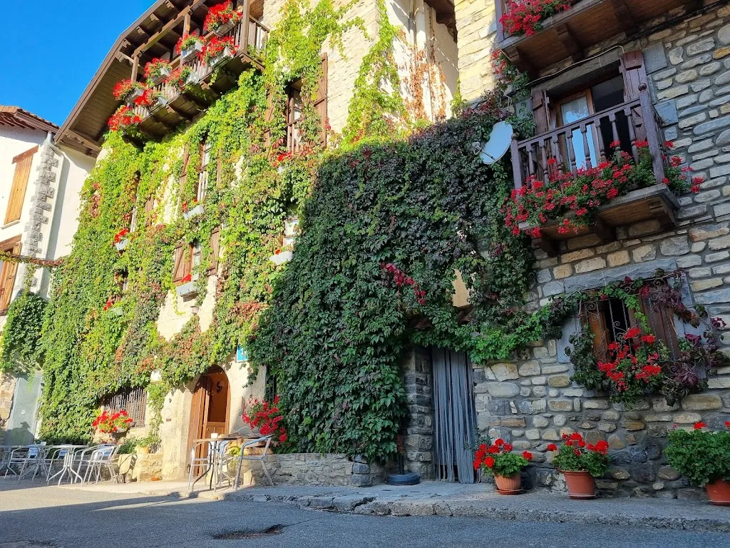 Hostal Rural Salazar restaurant in Oronz/Orontze