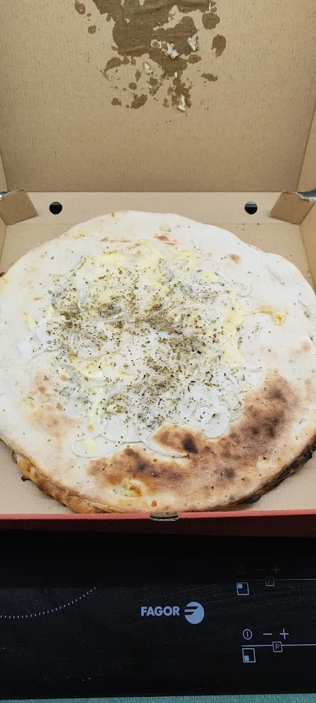 Lucas Paez_Pizzeria Nando_Sant Joan dAlacant_recensione