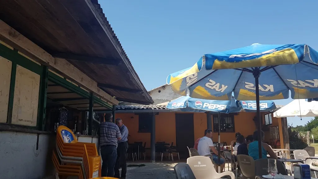 Venta Mendinagusi WILLY TXABOLA restaurant in Piedramillera