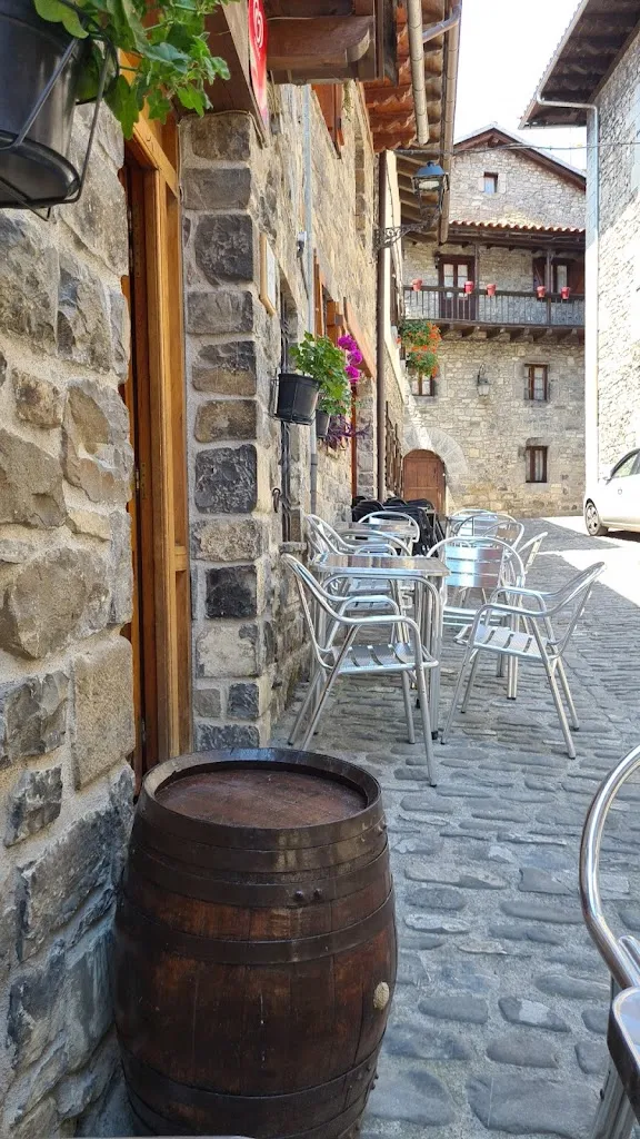 Cafetería Txarpa ristorante a Roncal/Erronkari