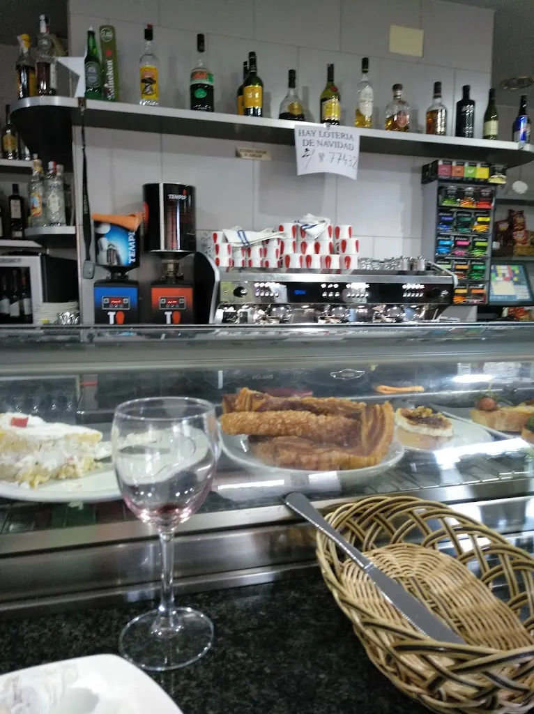 Hostal Restaurante en Peralta Hostal Peñalen_Peralta/Azkoien_slider_image_3