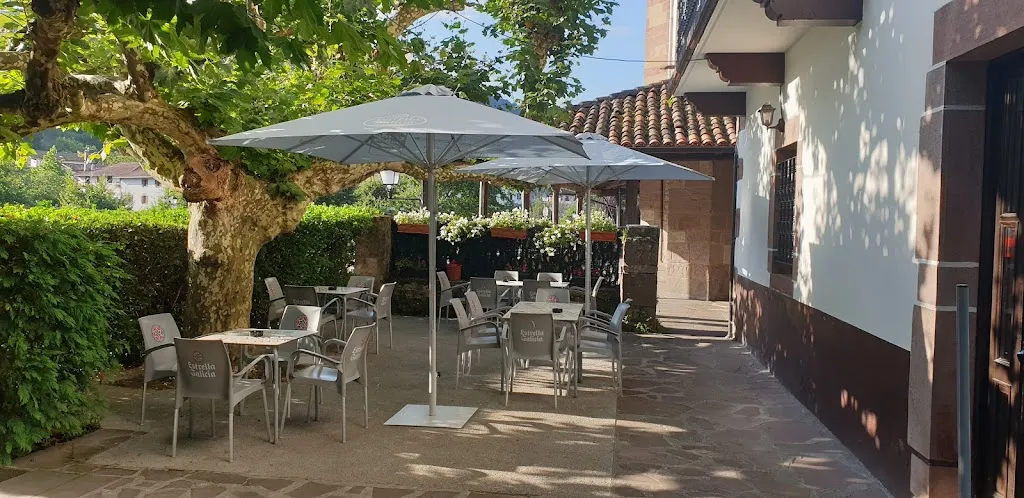 La Fonda restaurant in Sunbilla