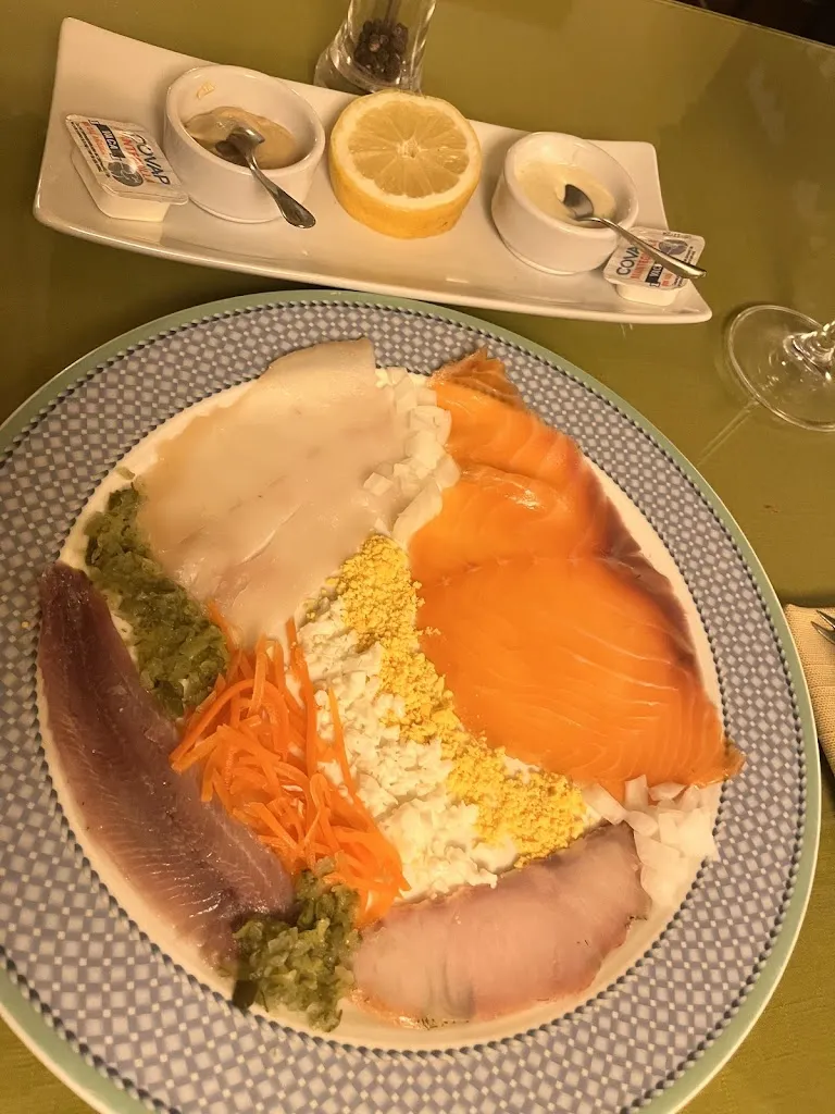 Restaurante Savoy Bar_Segundo Ensanche_slider_image_3