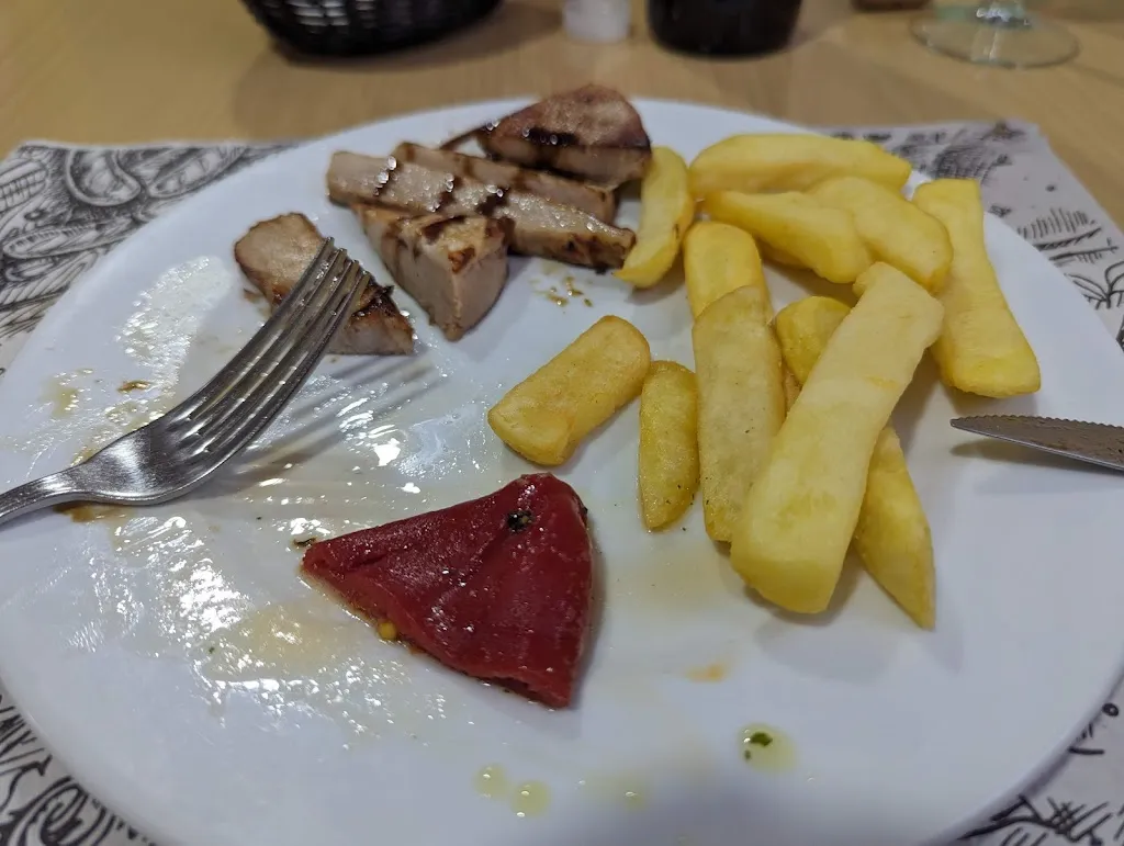 Chase Gale (Chase B. Gale)_Bar Restaurante San Andres Torres del Rio_Torres del Río_review